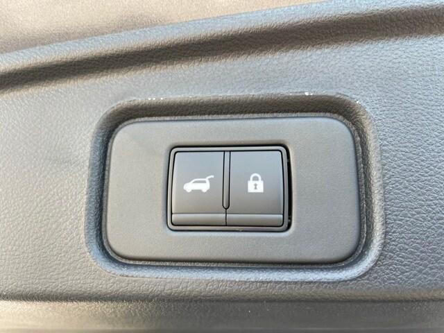 new 2025 Nissan Pathfinder car, priced at $39,486