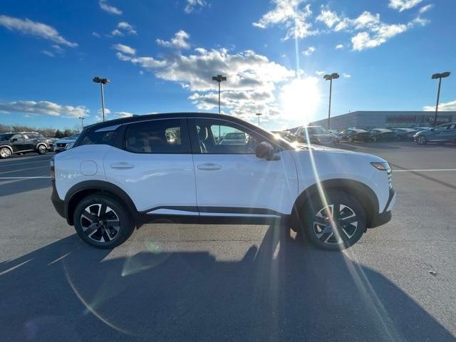 new 2025 Nissan Kicks car, priced at $27,399