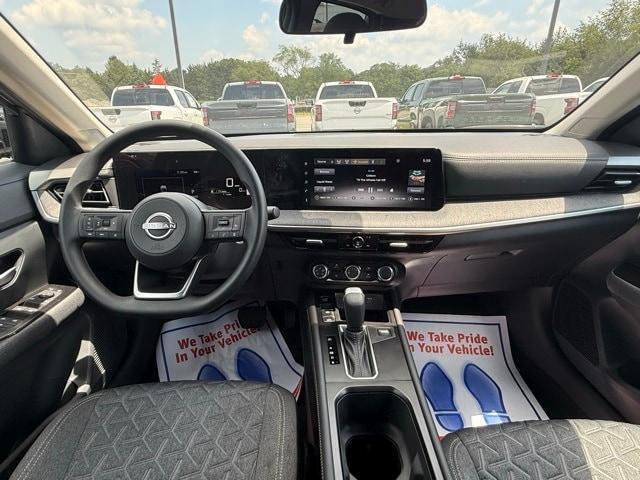 new 2025 Nissan Kicks car, priced at $26,567