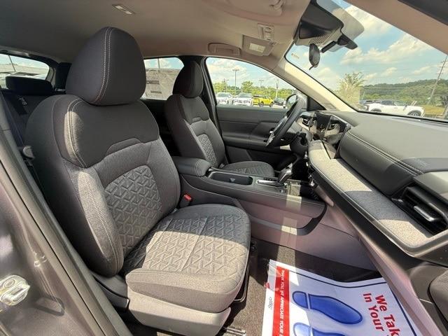 new 2025 Nissan Kicks car, priced at $26,567
