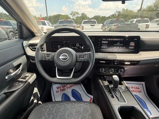 new 2025 Nissan Kicks car, priced at $26,567