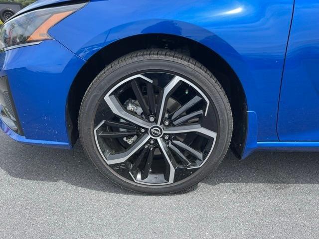 new 2025 Nissan Altima car, priced at $30,653