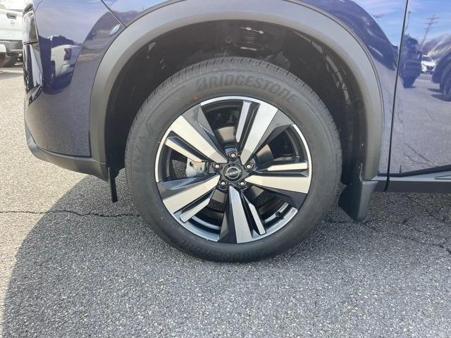 new 2025 Nissan Rogue car, priced at $39,475