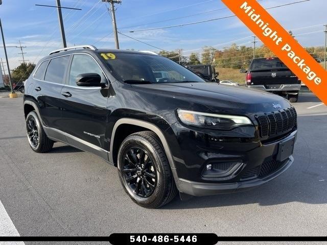 used 2019 Jeep Cherokee car, priced at $18,900