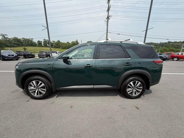 used 2024 Nissan Pathfinder car, priced at $40,900