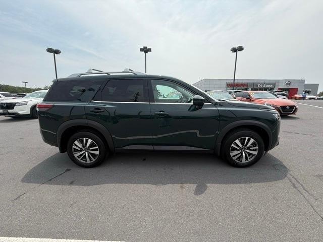 used 2024 Nissan Pathfinder car, priced at $40,900