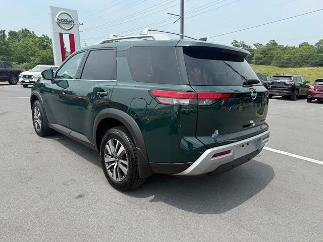 used 2024 Nissan Pathfinder car, priced at $40,900