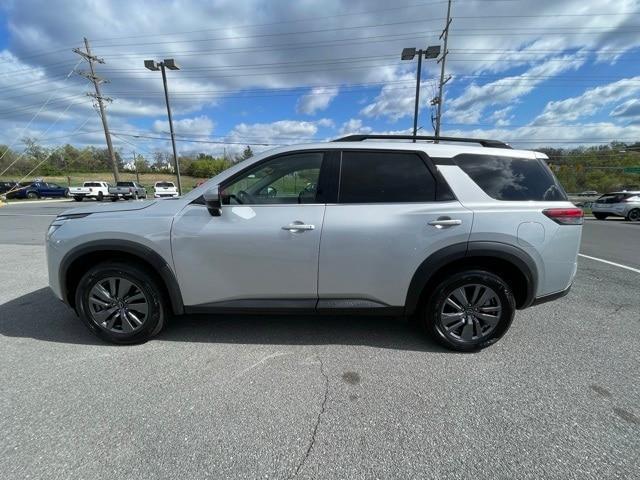 used 2024 Nissan Pathfinder car, priced at $35,700