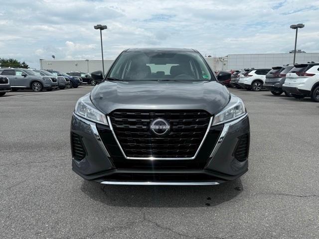 new 2025 Nissan Kicks Play car, priced at $23,257