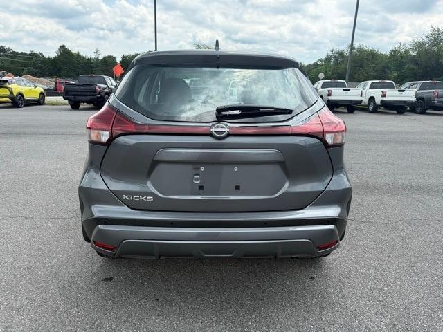 new 2025 Nissan Kicks Play car, priced at $23,257
