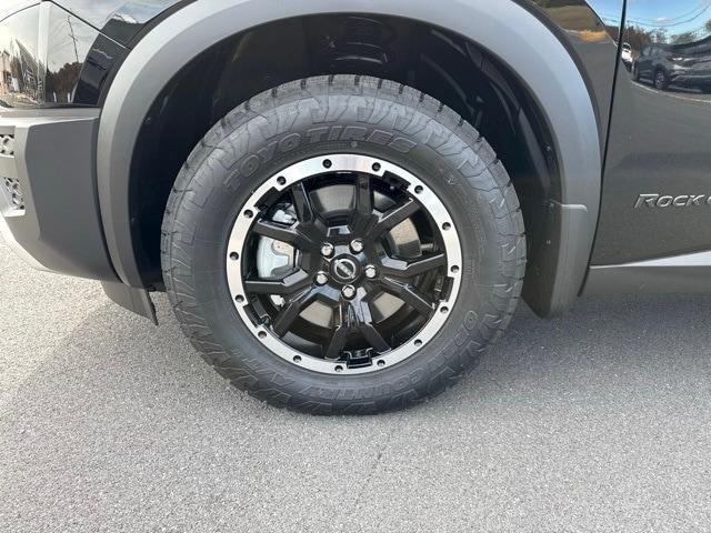 new 2025 Nissan Pathfinder car, priced at $39,267