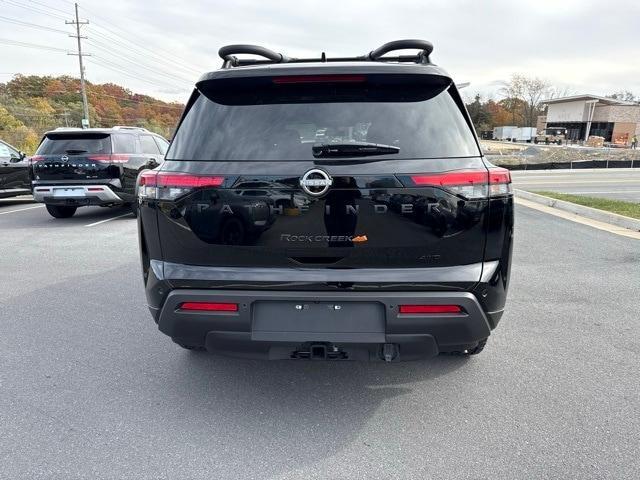 new 2025 Nissan Pathfinder car, priced at $39,267