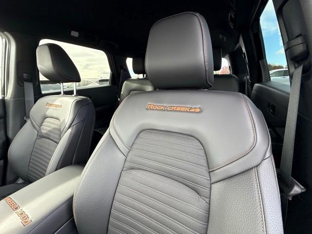 new 2025 Nissan Pathfinder car, priced at $39,267