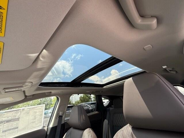 new 2025 Nissan Murano car, priced at $50,140