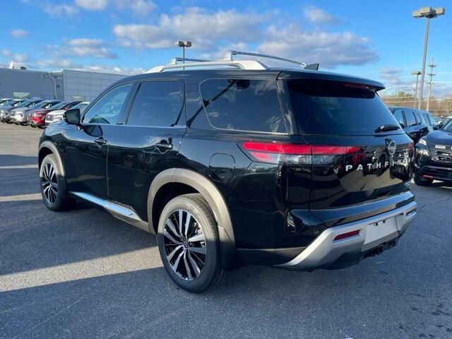 new 2025 Nissan Pathfinder car, priced at $51,423