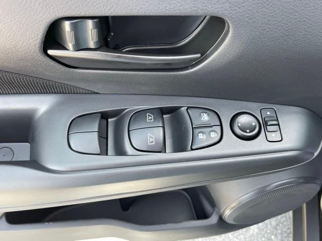 new 2025 Nissan Kicks Play car, priced at $23,179