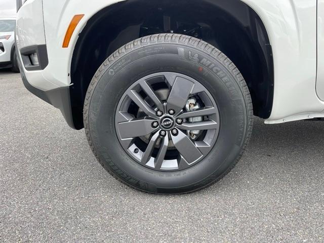 new 2025 Nissan Frontier car, priced at $38,794