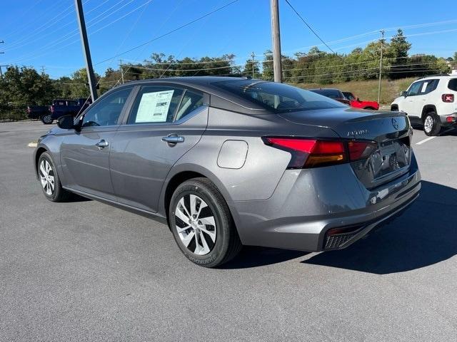 new 2025 Nissan Altima car, priced at $25,678