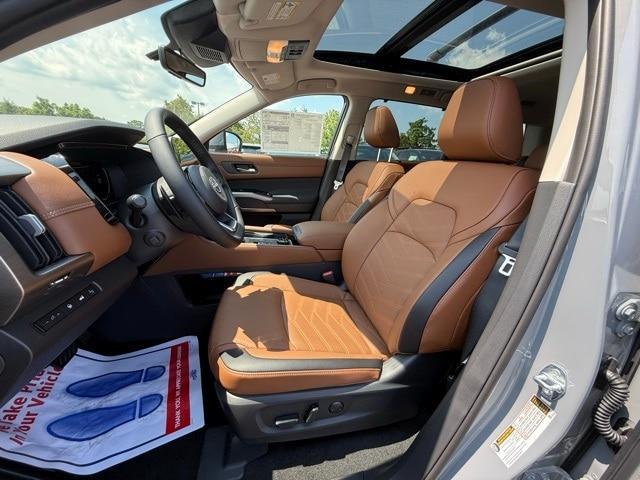 new 2025 Nissan Pathfinder car, priced at $46,500