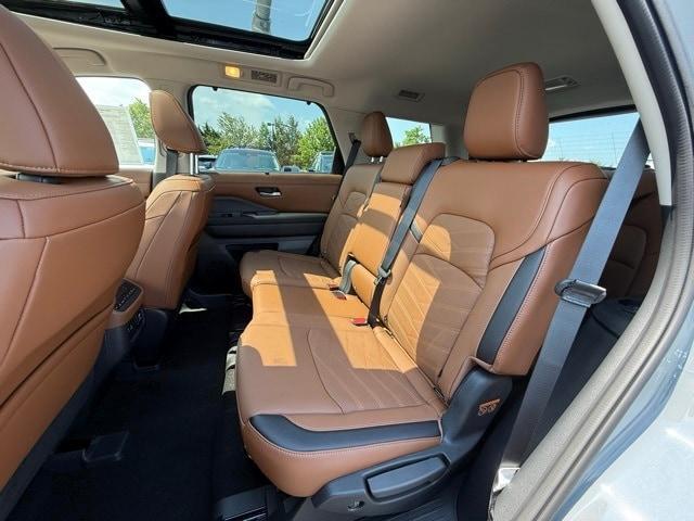 new 2025 Nissan Pathfinder car, priced at $46,500