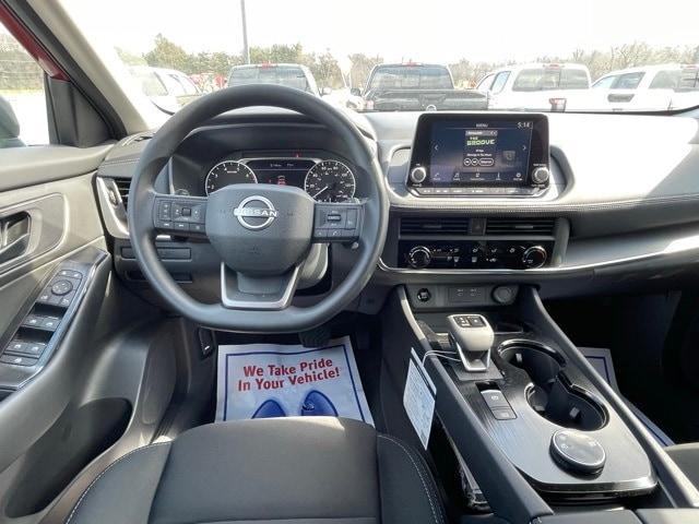 new 2025 Nissan Rogue car, priced at $31,225
