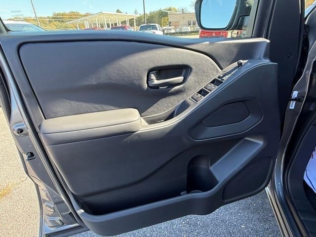 new 2026 Nissan Frontier car, priced at $40,071