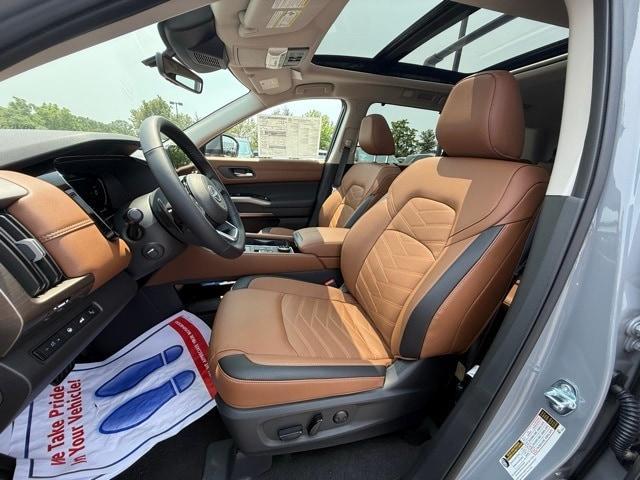 new 2025 Nissan Pathfinder car
