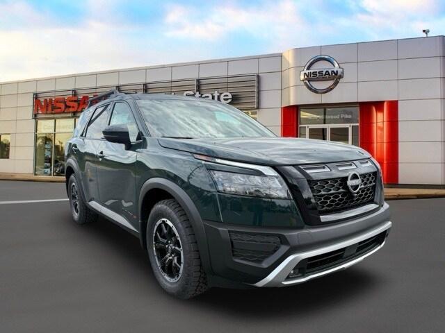 new 2025 Nissan Pathfinder car, priced at $39,187