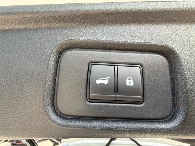 new 2025 Nissan Pathfinder car, priced at $47,288