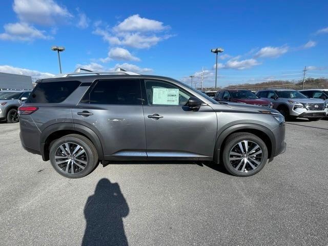 new 2025 Nissan Pathfinder car, priced at $51,423