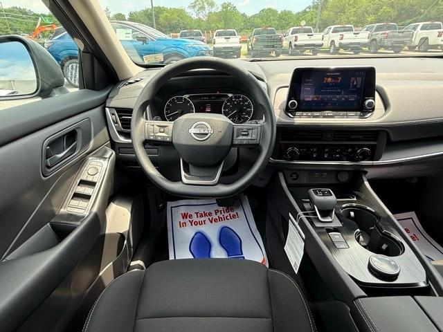 new 2025 Nissan Rogue car, priced at $30,844
