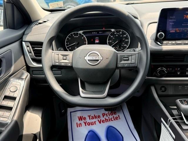new 2025 Nissan Rogue car, priced at $30,844