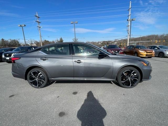 new 2025 Nissan Altima car, priced at $29,668