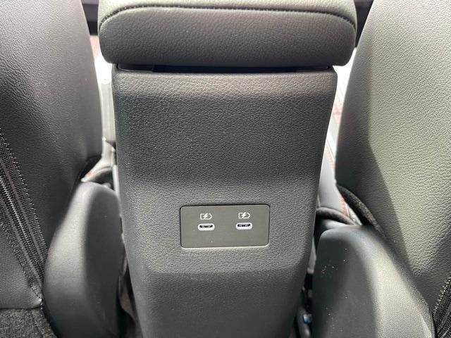 new 2025 Nissan Kicks car, priced at $30,589