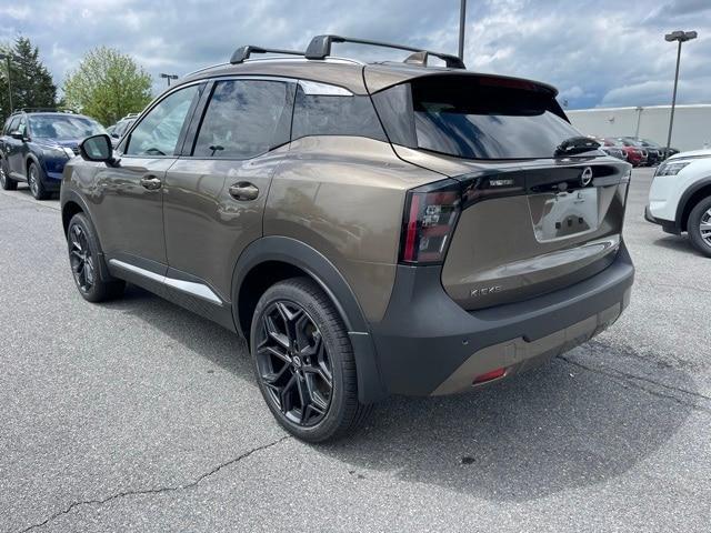 new 2025 Nissan Kicks car, priced at $30,589