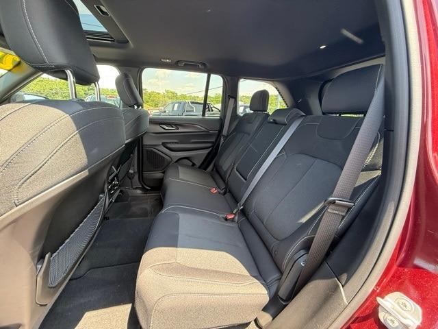 used 2025 Jeep Grand Cherokee car, priced at $36,900