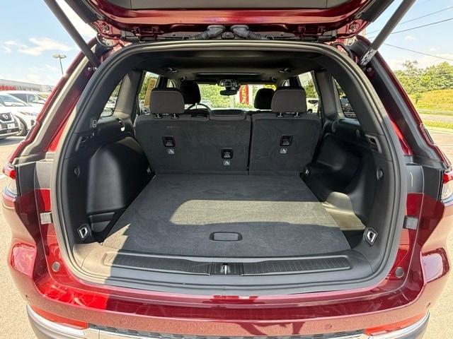 used 2025 Jeep Grand Cherokee car, priced at $36,900