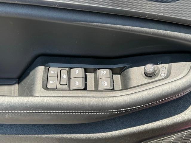 used 2025 Jeep Grand Cherokee car, priced at $36,900