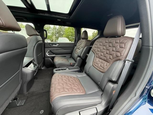 new 2025 Nissan Armada car, priced at $72,086