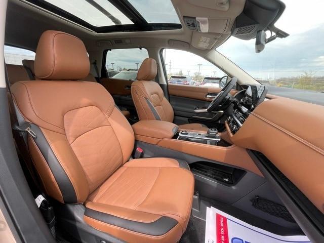 new 2025 Nissan Pathfinder car, priced at $51,841