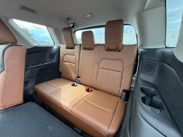 new 2025 Nissan Pathfinder car, priced at $45,569