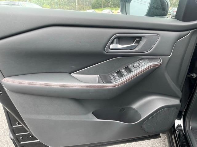 used 2025 Nissan Rogue car, priced at $34,900