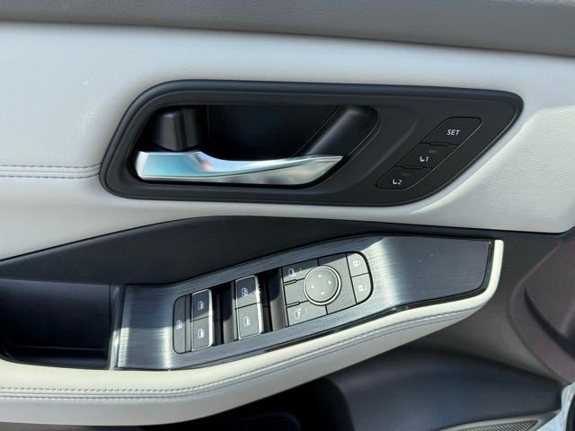 new 2025 Nissan Rogue car, priced at $41,389