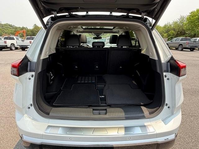 new 2025 Nissan Rogue car, priced at $44,072