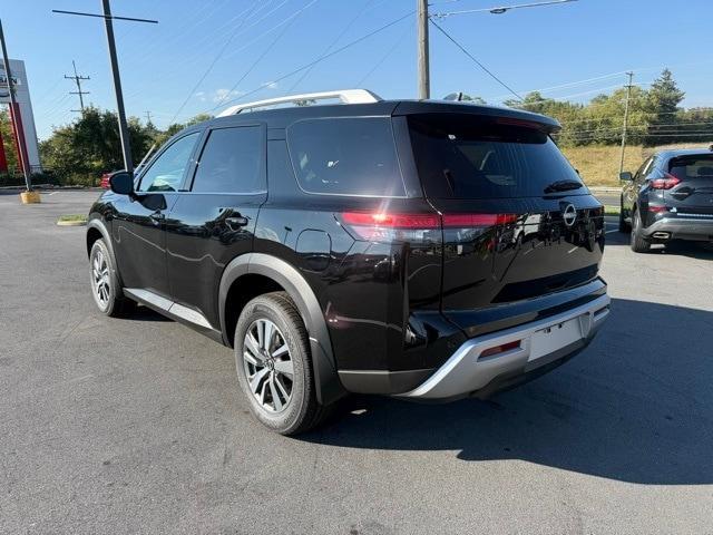 new 2025 Nissan Pathfinder car, priced at $43,185