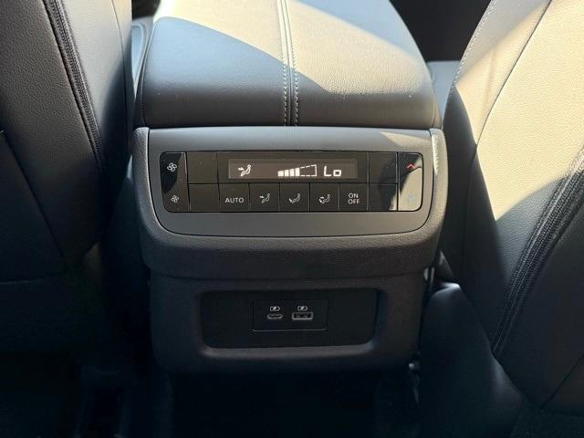 new 2025 Nissan Pathfinder car, priced at $43,185