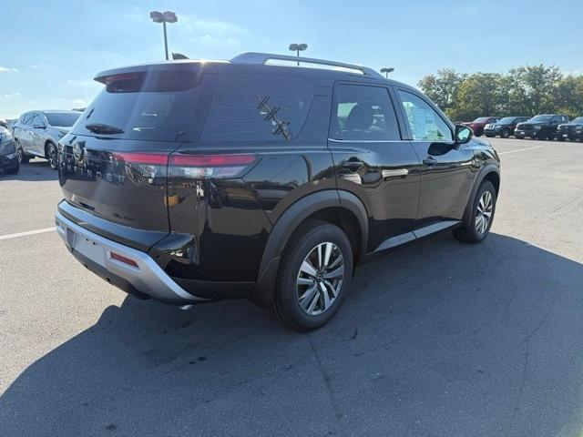 new 2025 Nissan Pathfinder car, priced at $43,185