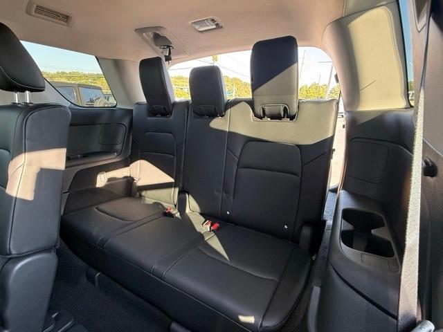 new 2025 Nissan Pathfinder car, priced at $43,185