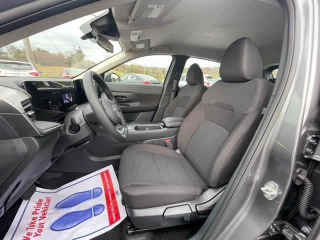 new 2025 Nissan Kicks car, priced at $24,739
