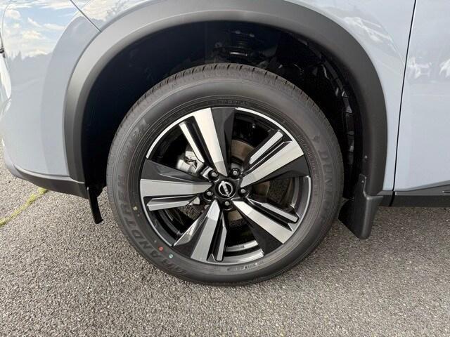 new 2025 Nissan Rogue car, priced at $38,020